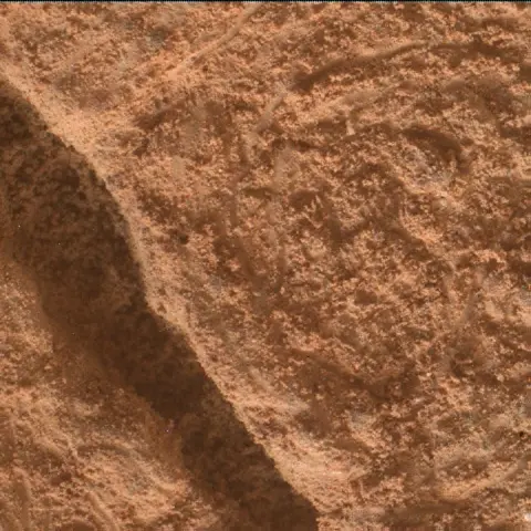 Sol 3473: Mars Hand Lens Imager (MAHLI)