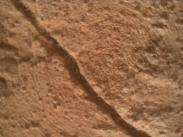Sol 3473: Mars Hand Lens Imager (MAHLI)