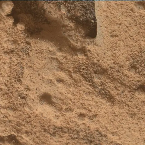 Sol 3480: Mars Hand Lens Imager (MAHLI)