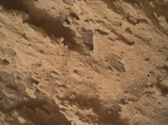 Sol 3480: Mars Hand Lens Imager (MAHLI)