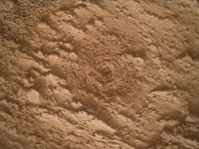 Sol 3480: Mars Hand Lens Imager (MAHLI)