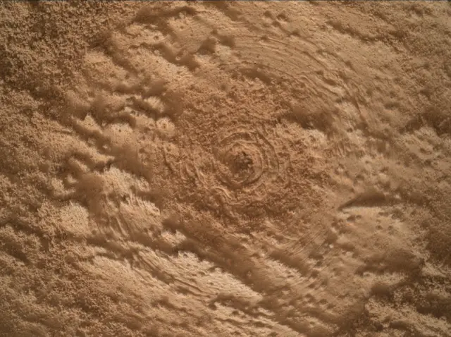 Sol 3480: Mars Hand Lens Imager (MAHLI)