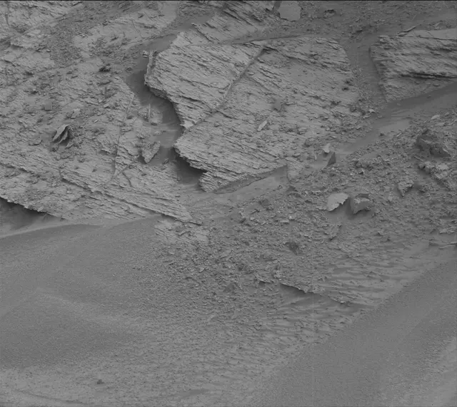 Sol 3485: Mast Camera (Mastcam)