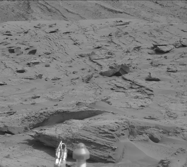 Sol 3491: Mast Camera (Mastcam)
