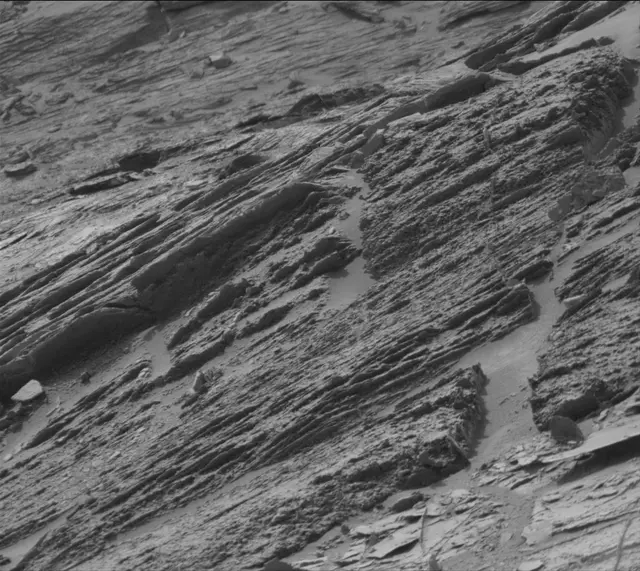Sol 3491: Mast Camera (Mastcam)
