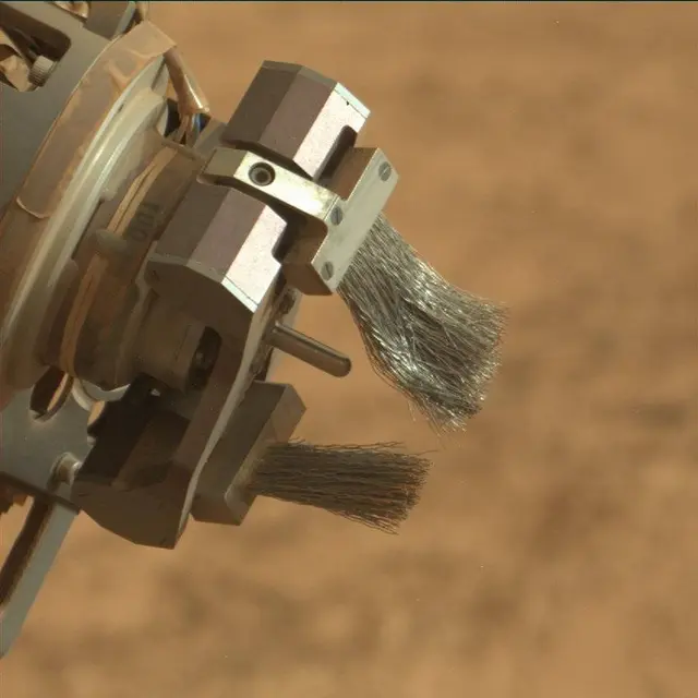 Sol 3491: Mast Camera (Mastcam)