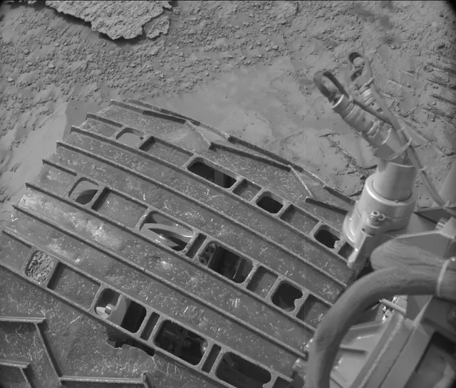 Sol 3492: Mast Camera (Mastcam)
