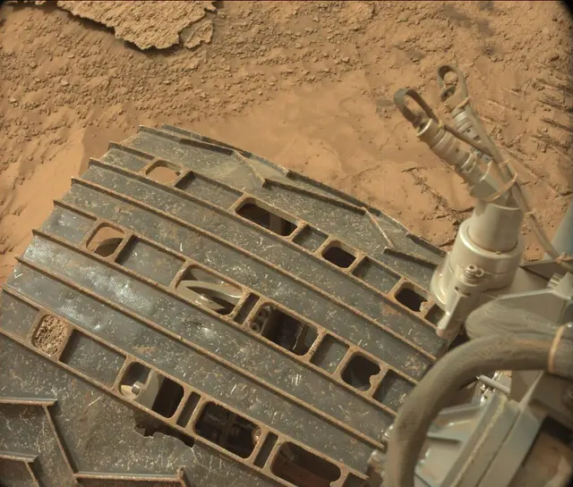 Sol 3492: Mast Camera (Mastcam)