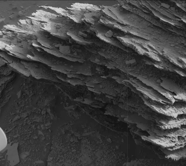 Sol 3492: Mast Camera (Mastcam)