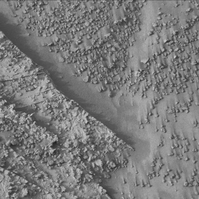 Sol 3492: Mast Camera (Mastcam)