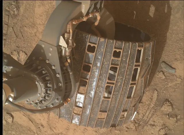 Sol 3492: Mars Hand Lens Imager (MAHLI)