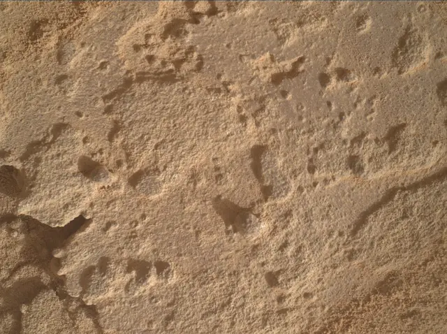 Sol 3493: Mars Hand Lens Imager (MAHLI)