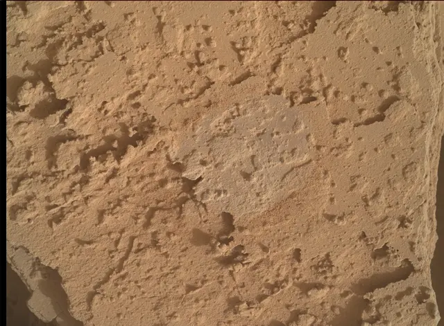 Sol 3493: Mars Hand Lens Imager (MAHLI)