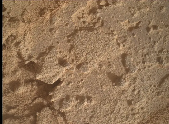 Sol 3493: Mars Hand Lens Imager (MAHLI)