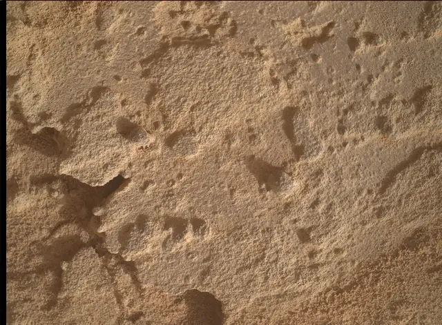 Sol 3493: Mars Hand Lens Imager (MAHLI)