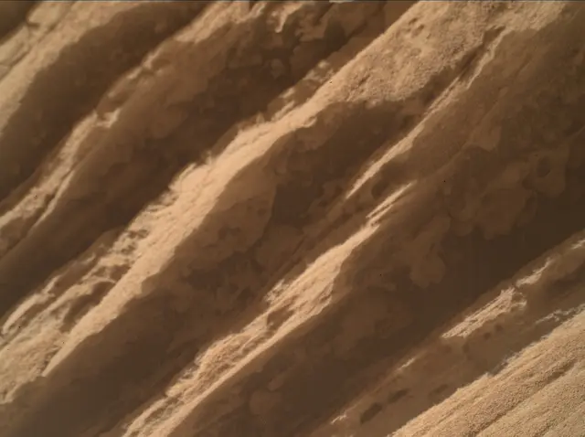 Sol 3493: Mars Hand Lens Imager (MAHLI)