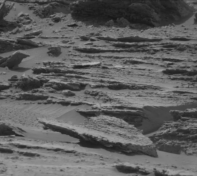 Sol 3494: Mast Camera (Mastcam)