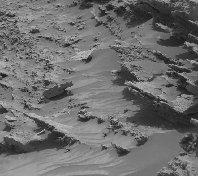 Sol 3494: Mast Camera (Mastcam)