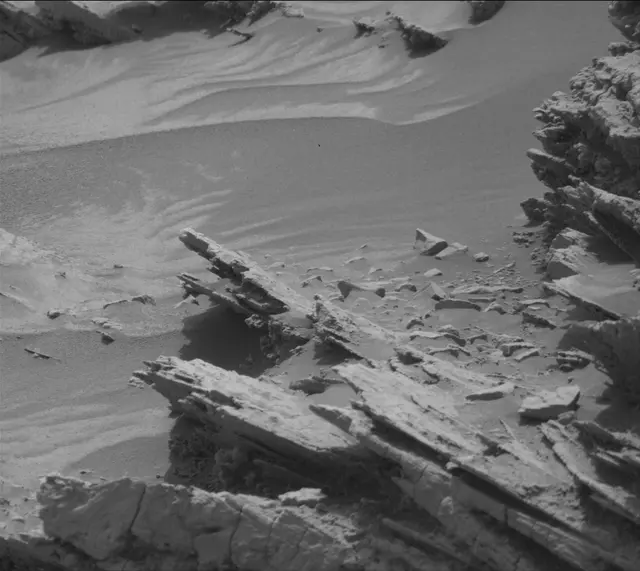 Sol 3494: Mast Camera (Mastcam)