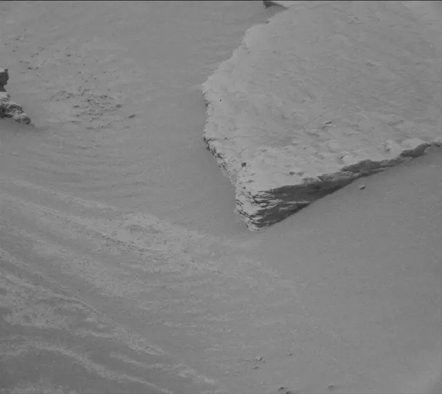 Sol 3494: Mast Camera (Mastcam)