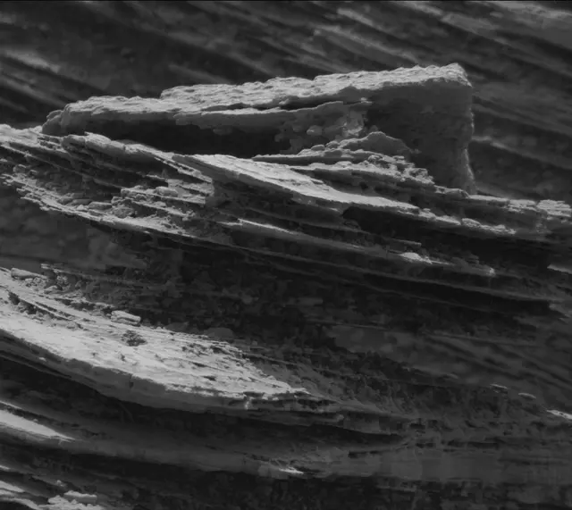 Sol 3494: Mast Camera (Mastcam)
