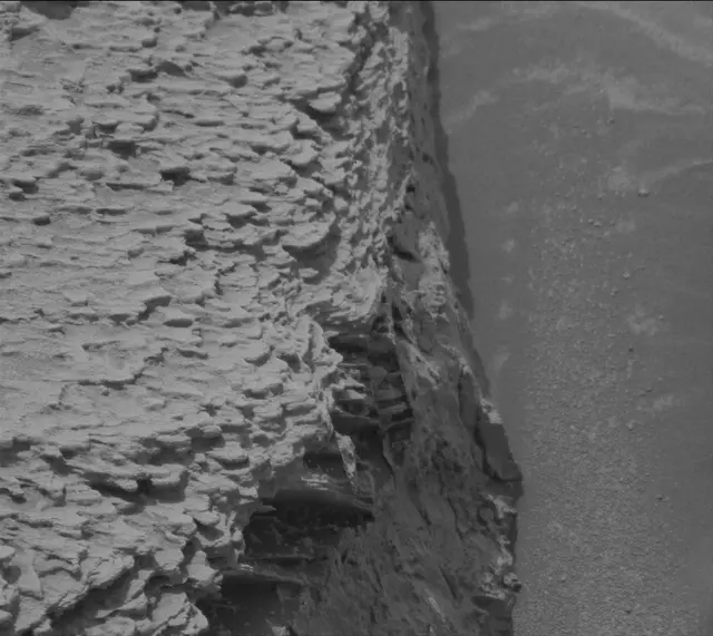 Sol 3494: Mast Camera (Mastcam)