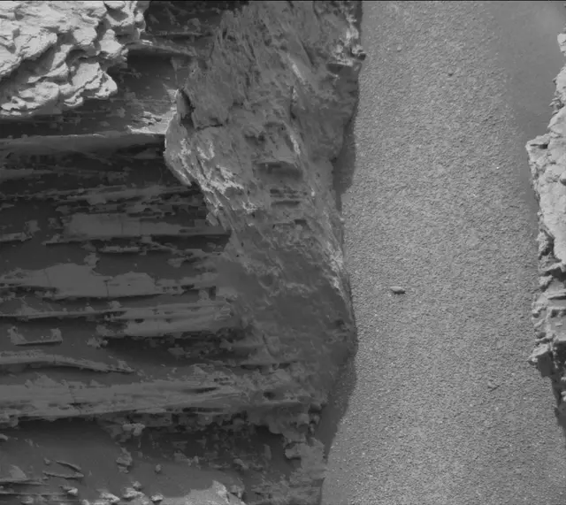 Sol 3494: Mast Camera (Mastcam)