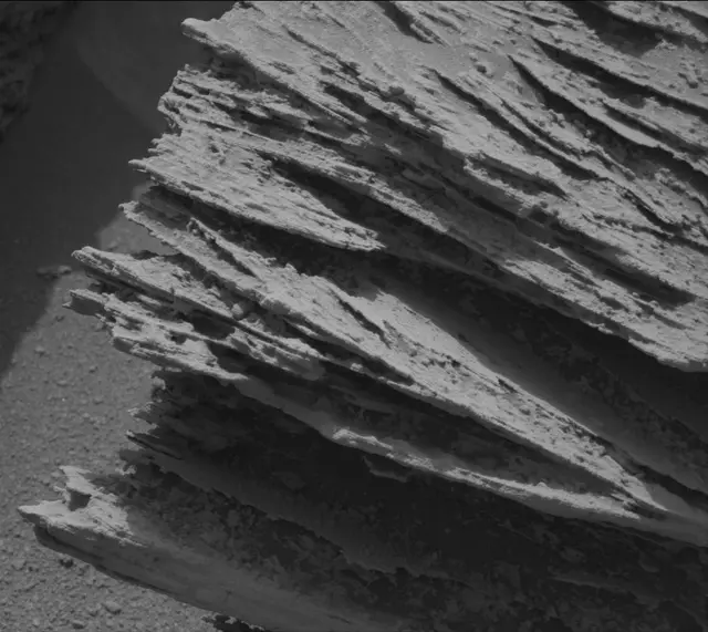 Sol 3494: Mast Camera (Mastcam)