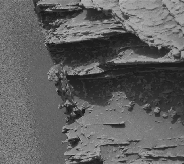 Sol 3494: Mast Camera (Mastcam)