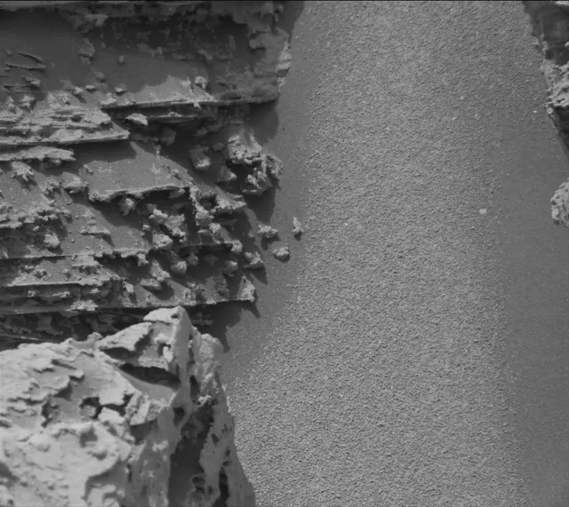 Sol 3494: Mast Camera (Mastcam)