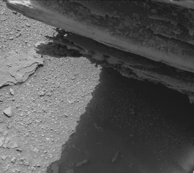 Sol 3494: Mast Camera (Mastcam)