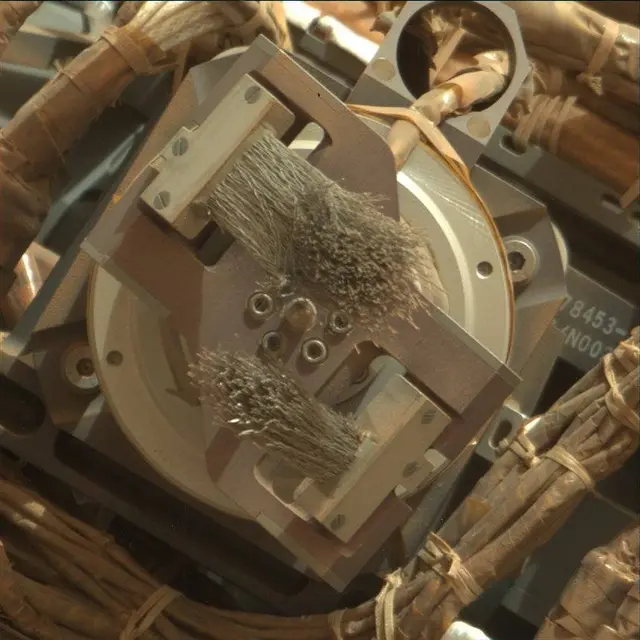 Sol 3503: Mast Camera (Mastcam)