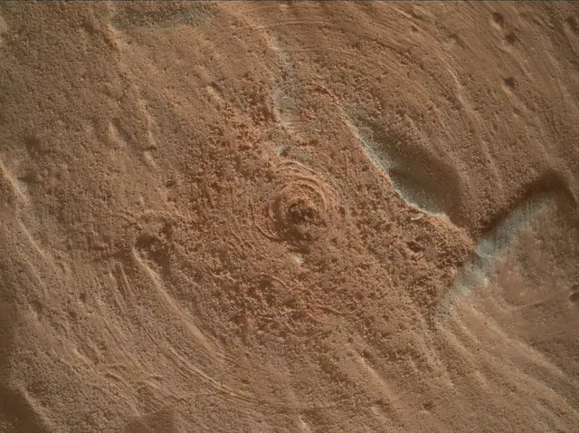 Sol 3503: Mars Hand Lens Imager (MAHLI)