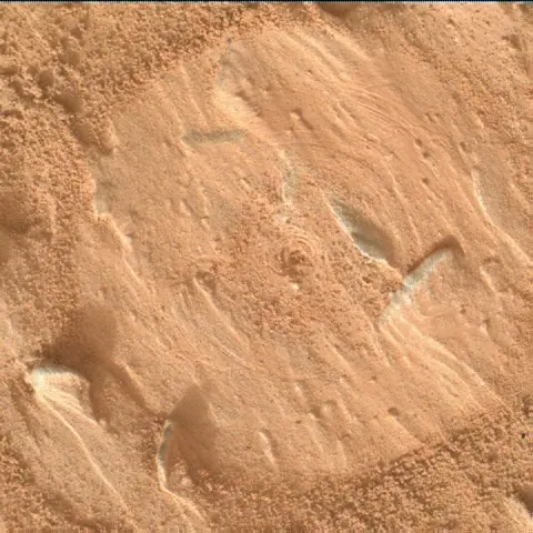 Sol 3503: Mars Hand Lens Imager (MAHLI)