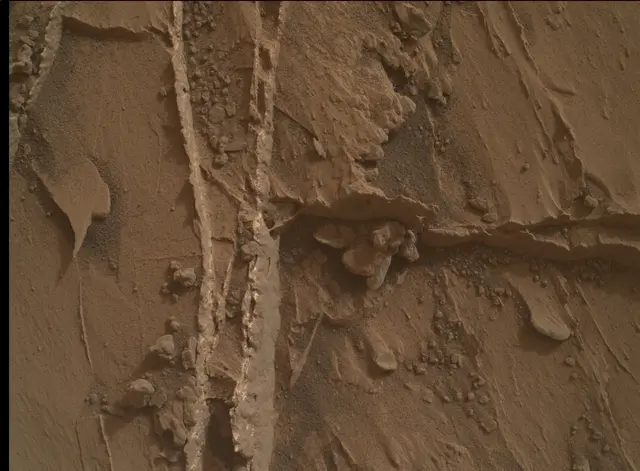 Sol 3503: Mars Hand Lens Imager (MAHLI)