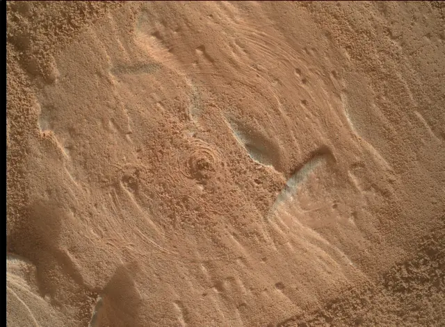 Sol 3503: Mars Hand Lens Imager (MAHLI)