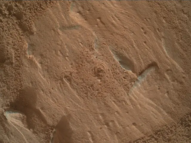 Sol 3503: Mars Hand Lens Imager (MAHLI)