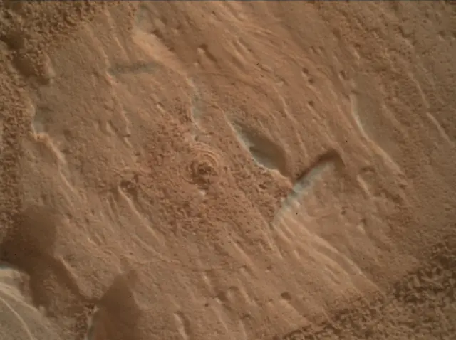 Sol 3503: Mars Hand Lens Imager (MAHLI)