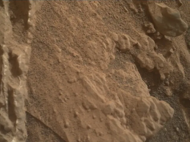 Sol 3503: Mars Hand Lens Imager (MAHLI)