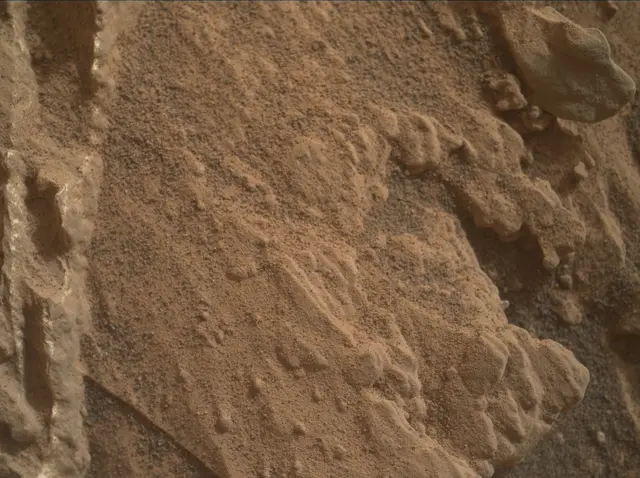Sol 3503: Mars Hand Lens Imager (MAHLI)
