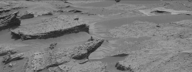 Sol 3504: Mast Camera (Mastcam)