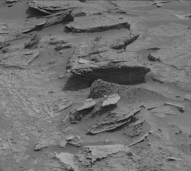 Sol 3504: Mast Camera (Mastcam)