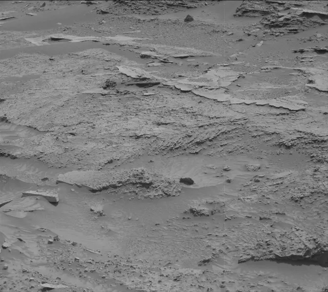 Sol 3504: Mast Camera (Mastcam)