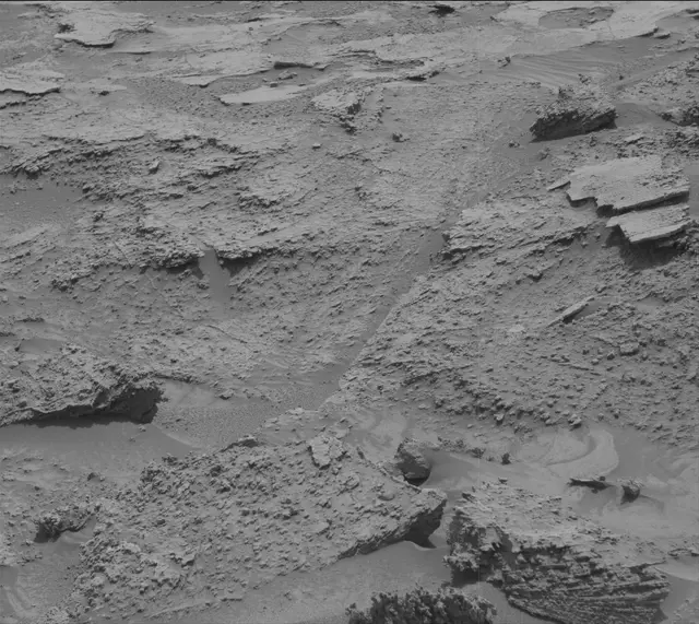 Sol 3504: Mast Camera (Mastcam)