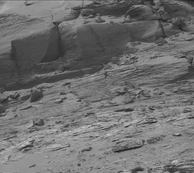 Sol 3504: Mast Camera (Mastcam)