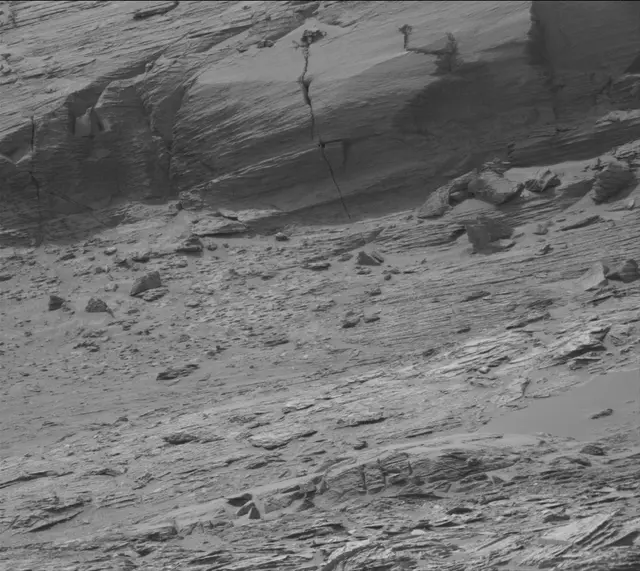 Sol 3504: Mast Camera (Mastcam)