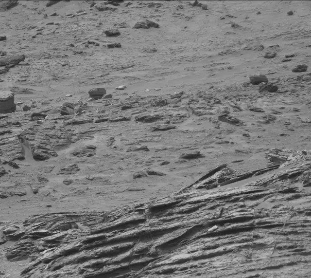 Sol 3504: Mast Camera (Mastcam)