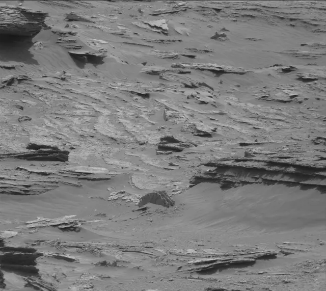 Sol 3504: Mast Camera (Mastcam)