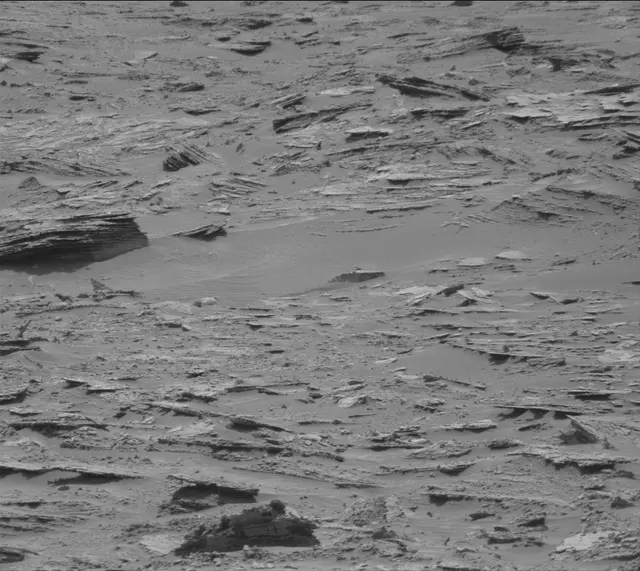 Sol 3504: Mast Camera (Mastcam)