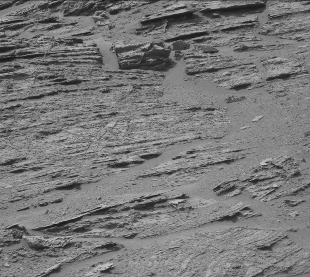 Sol 3504: Mast Camera (Mastcam)